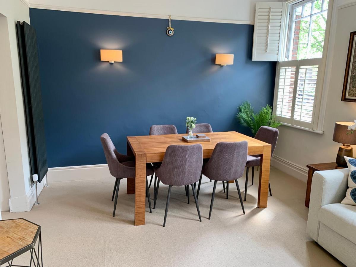 Lovely Newly Refurbished Apartment In Battersea Лондон Экстерьер фото