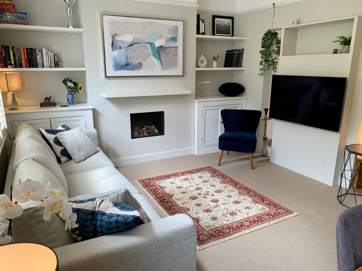 Lovely Newly Refurbished Apartment In Battersea Лондон Экстерьер фото